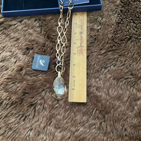GORGEOUS NEW SWAROVSKI champagne pear shape stone toggle necklace NIB amazing - Picture 3 of 9